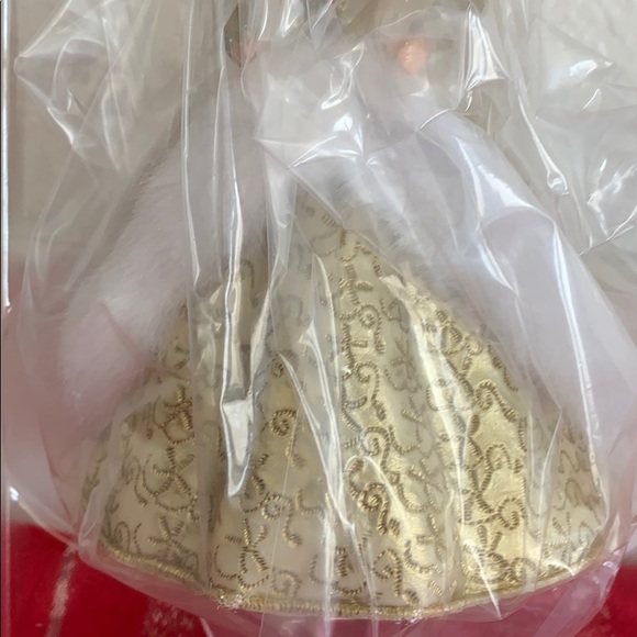 ‘95 Hallmark Happy Holidays Barbie Stocking Hanger - Picture 6 of 16